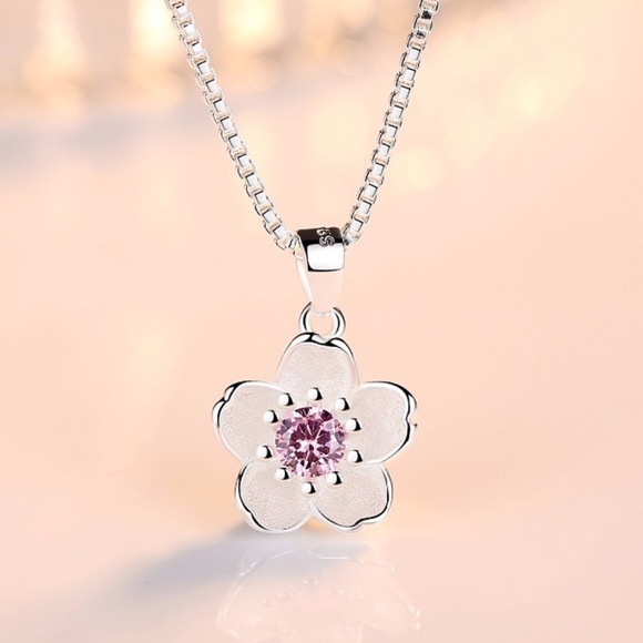 ❤️4 for $20 Sale❤️ Cherry-Blossom necklace - Picture 2 of 4